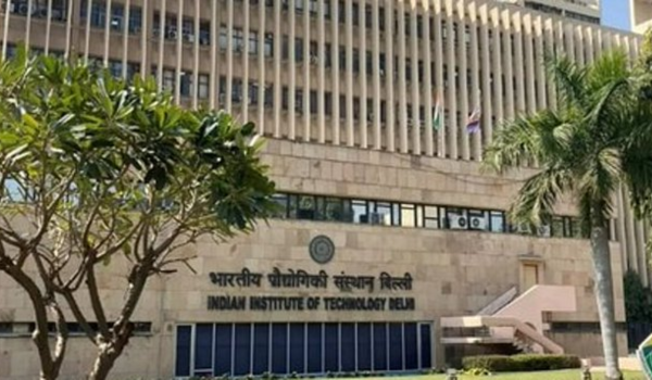 IIT Delhi develops AI Lab Assistant “AILA” to conduct real scientific experiment