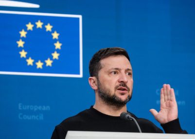 Ukrainian President Zelenskyy to Meet US President Trump in Florida to Discuss Security Guarantees