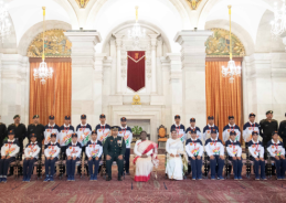 Students from Udhampur call on President Droupadi Murmu at Rashtrapati Bhavan