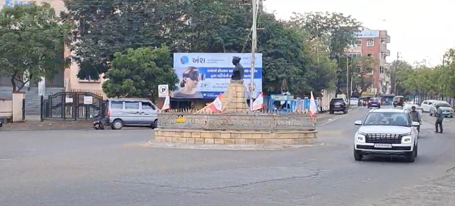 સૌરાષ્ટ્ર અને કચ્છના કેટલાક વિસ્તારમાં આજે હળવો વરસાદ પડ્યો.