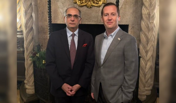 Indian, US Ambassadors Hold Talks at Mar-a-Lago to Strengthen Trade Ties