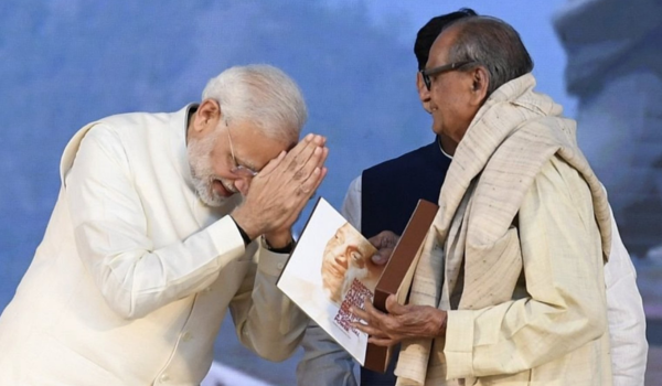 VIPs express condolences on sculptor Ram Sutar’s death