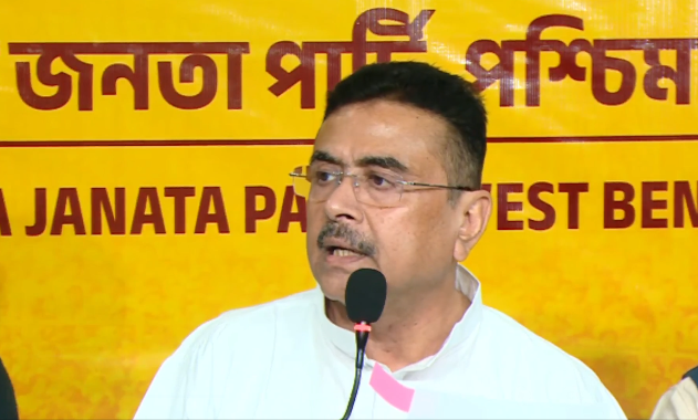 বিজেপি গতকাল যুবভারতী ক্রীড়াঙ্গনের ঘটনায় রাজ্যের দুই মন্ত্রীকে অবিলম্বে বরখাস্ত করে গ্রেফতার করার দাবি জানিয়েছে