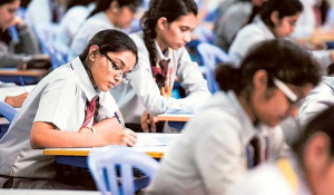 सीबीएसई ने जारी किया 10वीं और 12वीं की बोर्ड परीक्षाओं का संशोधित कार्यक्रम
