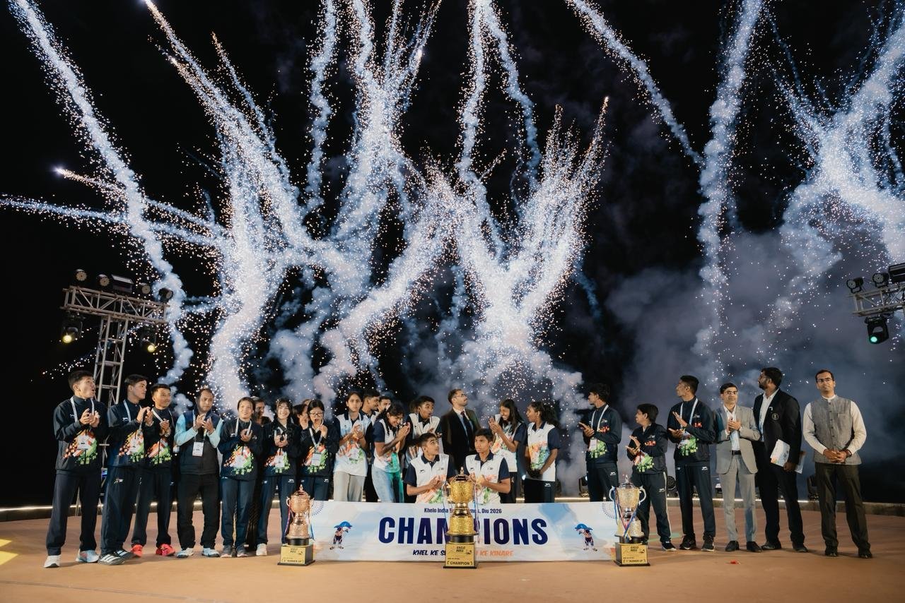 খেলো ইন্ডিয়া বিচ গেমস ২০২৬এর শিরোপা জিতেছে কর্ণাটক। ৩ টি সোনা, ২টি রূপো ও ৬টি ব্রোঞ্জ সহ ১১টি মেডেল নিয়ে পয়েন্ট তালিকার শীর্ষে থেকে শেষ করেছে তাঁরা।