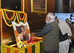 PM Modi pays tribute to Netaji Subhas Chandra Bose on Parakram Diwas