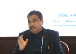 কেন্দ্রীয় সড়ক পরিবহন ও মহাসড়ক মন্ত্রী নিতিন গডকড়ী বলেছেন , প্রধানমন্ত্রী নরেন্দ্র মোদী খুব শিগ্রই সড়ক দুর্ঘটনায় ক্ষতিগ্রস্তদের জন্য ক্যাশ/লেস চিকিৎসা প্রকল্প চালু করবেন। 