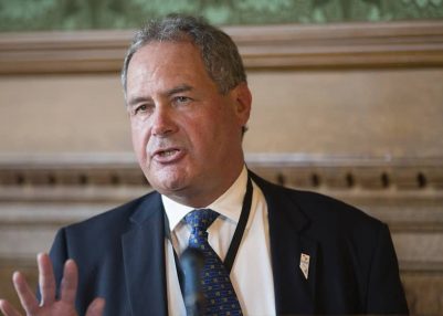 ব্রিটেনের রক্ষনশীল দলের নেতা ও সাংসদ বব ব্ল্যাকমানবাংলাদেশের পরিস্থিতি নিয়ে গভীর উদ্বেগ প্রকাশ করেছেন