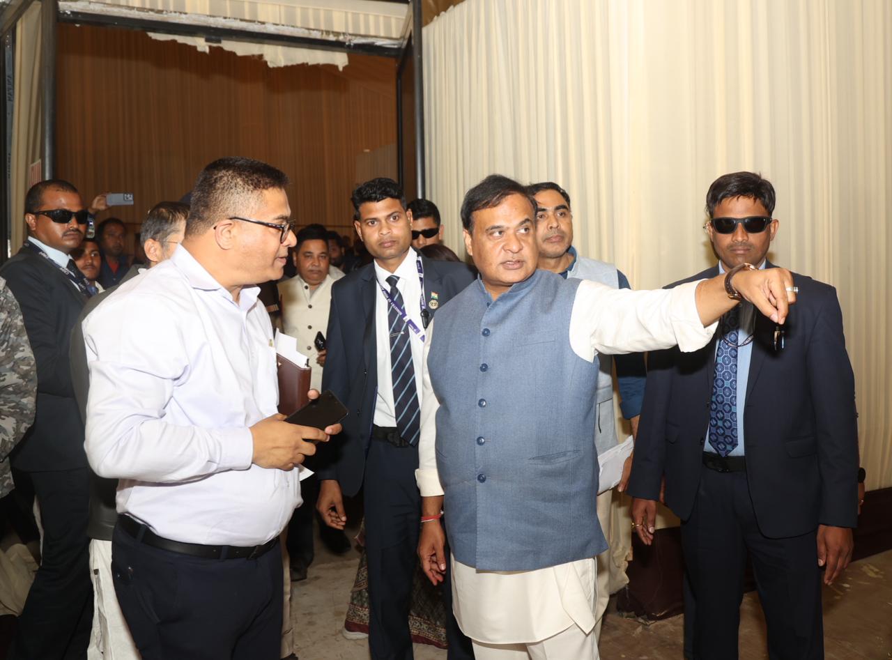 কাইলৈ উত্তৰ গুৱাহাটীৰ ৰংমহলত সংহত ন্যায়িক প্ৰকল্পৰ আধাৰশিলা স্থাপন