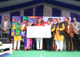 মঙলদৈ বিধানসভা সমষ্টিৰ আত্মসহায়ক গোটৰ ৩১ হাজাৰ ১৭ গৰাকী মহিলাক উদ্যমিতা অভিযানৰ চেক বিতৰণ