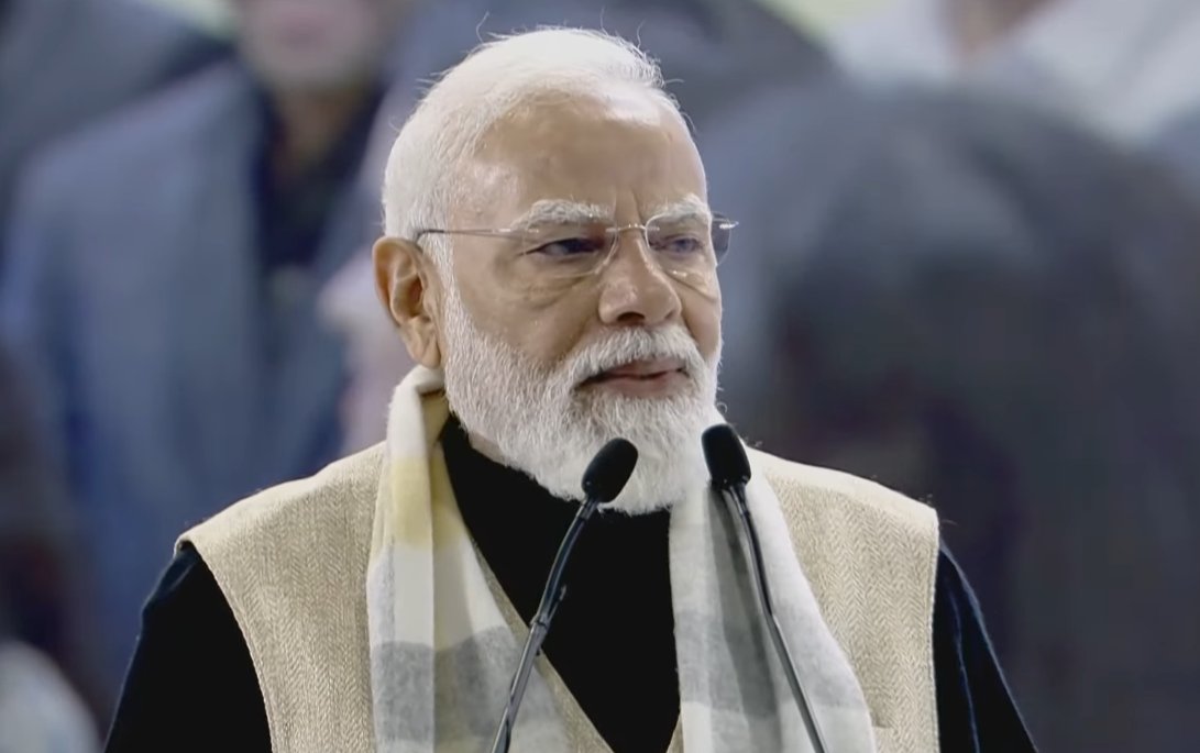 प्रधानमंत्री नरेन्‍द्र मोदी ने भारत मंडपम में राष्ट्रीय स्टार्टअप दिवस कार्यक्रम में भाग ले रहे प्रदर्शकों से बातचीत की