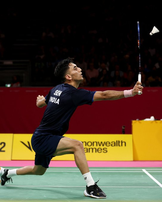 મલેશિયા બૅડમિન્ટન સ્પર્ધામાં સિંગાપોરના ખેલાડીને હરાવી ભારતીય ખેલાડી લક્ષ્ય સેન બીજા તબક્કામાં પહોંચ્યા.