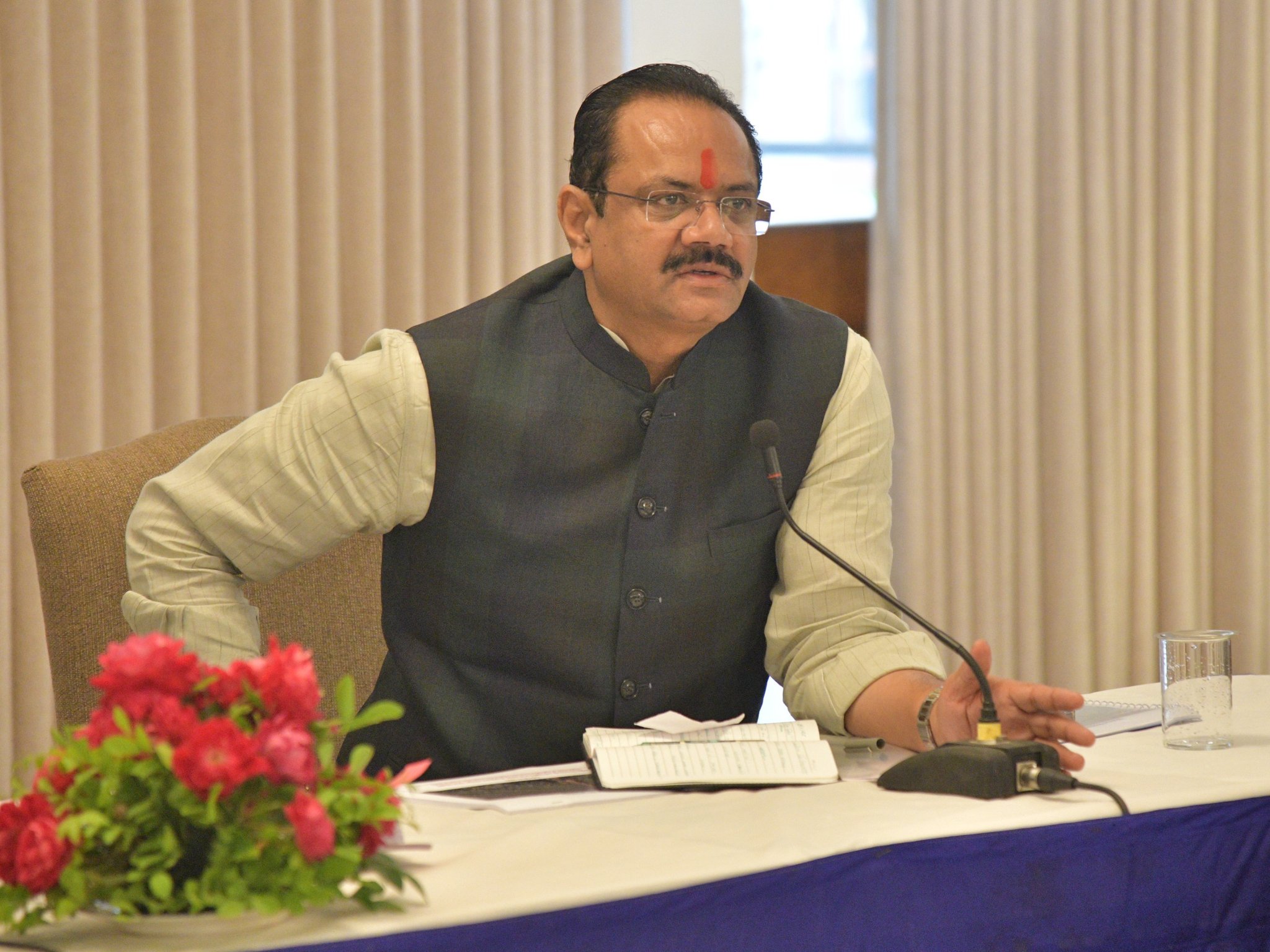 કૅબિનેટ મંત્રી જીતુ વાઘાણીએ કહ્યું, પ્રધાનમંત્રી નરેન્દ્ર મોદી આગામી 11 તારીખે રાજકોટના પ્રવાસે આવશે.