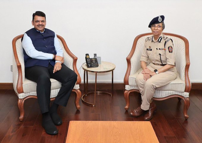 पोलीस महासंचालक रश्मी शुक्ला सेवानिवृत्त