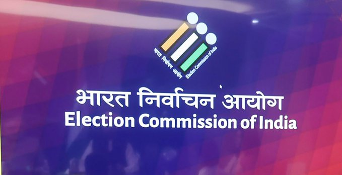 প্রবীণ নাগরিকদের বাড়িতে গিয়ে শুনানি করার বিষয়ে নির্বাচন কমিশনের নির্দেশ অমান্য করা হলে সংশ্লিষ্ট বুথ লেভেল আধিকারিক এবং সুপারভাইজারদের বিরুদ্ধে কড়া ব্যবস্থা নেওয়া হবে বলে নির্বাচন কমিশন স্পষ্ট জানিয়েছে