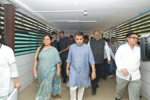 ગાંધીનગરમાં ટાઈફોઈડના કેસોમાં અચાનક ઉછાળો આવતા સરકાર હરકતમાં- ૨૨ ડોક્ટરોની ટીમ તૈનાત.