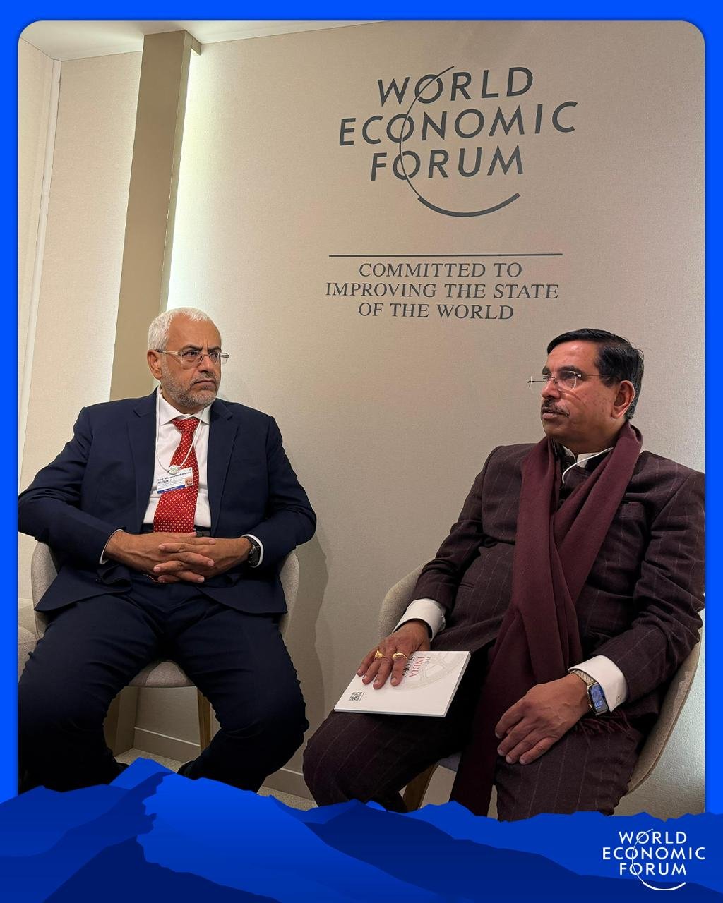 केंद्रीय मंत्री प्रल्हाद जोशी ने दावोस में ओमान के उप प्रधानमंत्री के आर्थिक मामलों के सलाहकार डॉ. सईद मोहम्मद अहमद अल साकरी से मुलाकात की