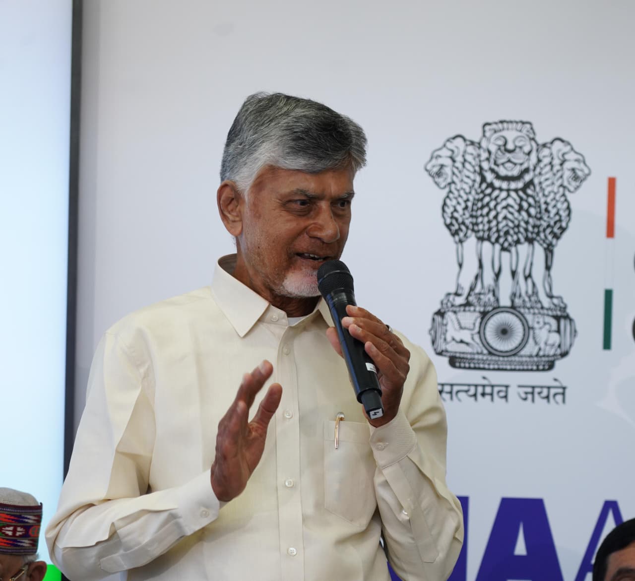 आंध्र प्रदेश निवेश के लिए प्रमुख स्‍थानों में से एक है: एन० चंद्रबाबू नायडू