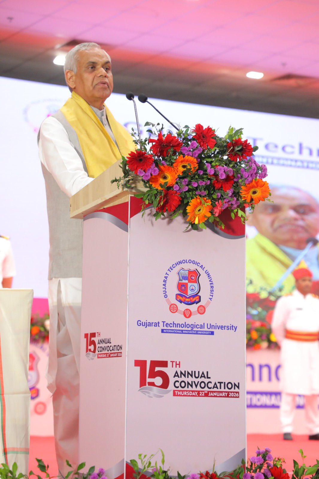 રાજ્યપાલ આચાર્ય દેવવ્રતની અધ્યક્ષતામાં અમદાવાદમાં GTUનો 15-મો પદવીદાન સમારોહ યોજાયો.