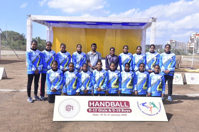 સોમનાથમાં યોજાયેલી રાષ્ટ્રીય હૅન્ડબૉલ સ્પર્ધામાં ગુજરાતની ટીમ  સેમિ-ફાઈનલમાં પહોંચી.