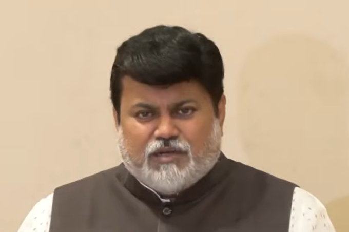 दावोसमध्ये यंदा राज्याचे ३७ लाख कोटी रुपयांचे सामंजस्य करार-उदय सामंत