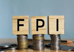 FPIs extend their selling streak, pulling out Rs 22 thousand and 530 cr from Indian equities so far this month