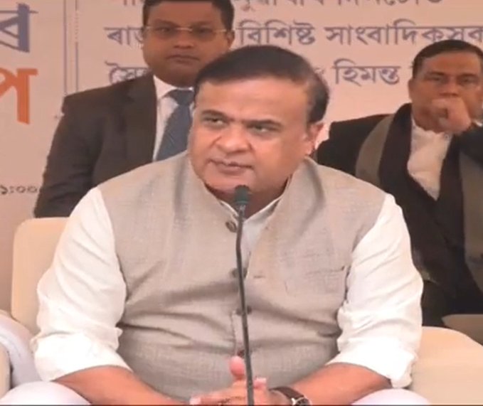 গুৱাহাটী ৰে’ল ষ্টেচনৰ সম্প্ৰসাৰণৰ বাবে ভূমি সন্দৰ্ভত ৰে’ল বিভাগৰ সৈতে আলোচনা কৰিব অসম চৰকাৰে