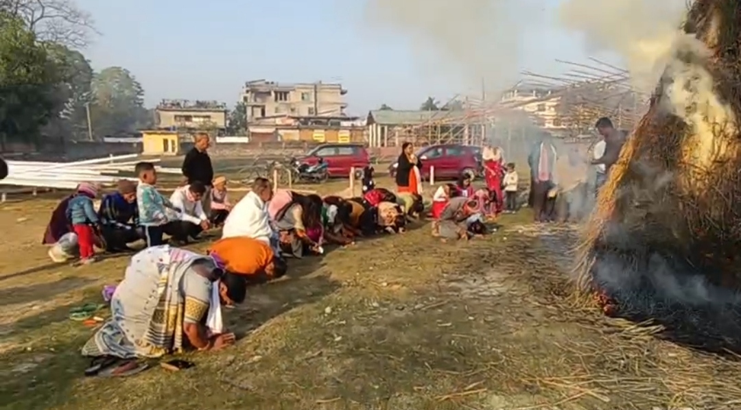 ৰাজ্যত ব্যাপক উছাহ-উদ্দীপনাৰে অসমীয়াৰ বাপতি সাহোন ভোগালী বিহু পালন