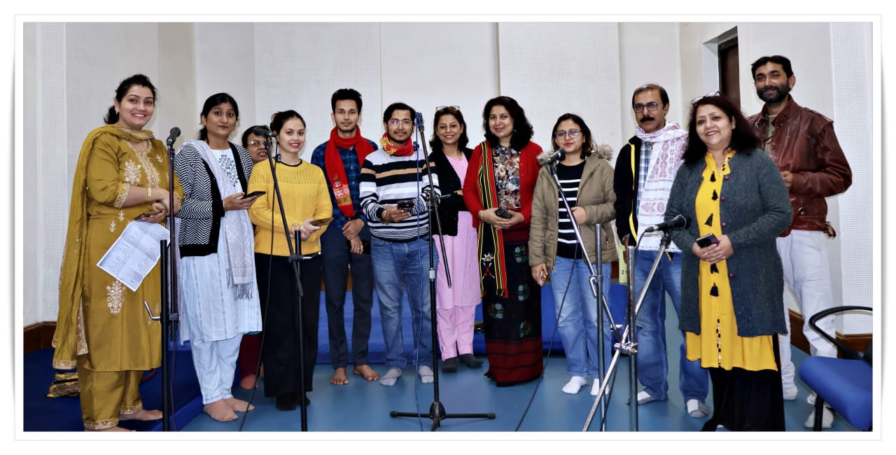 শিল্পী দিৱস উপলক্ষে আকাশবাণী গুৱাহাটীৰ কেন্দ্ৰৰ বাতৰি বিভাগৰ বিশেষ অনুষ্ঠানৰ আয়োজন