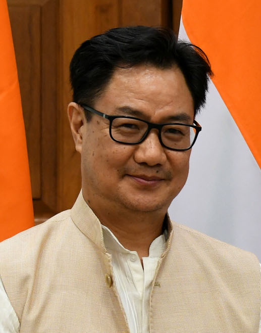 સંસદીય બાબતોના મંત્રી કિરેન રિજિજુએ દાવો કર્યો હતો કે તૃણમૂલ કોંગ્રેસ દેશના બંધારણને નષ્ટ કરી રહી છે