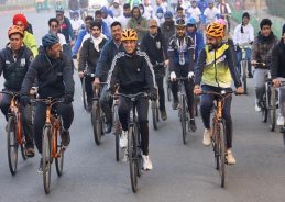 Dr. Mansukh Mandaviya Joins Fit India Sundays on Cycle, Highlights Role of Fitness in Leadership
