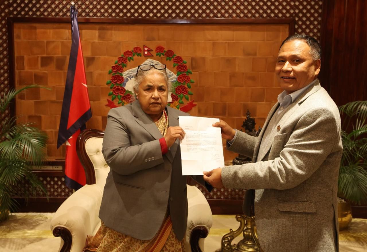 नेपाळचे ऊर्जा आणि जलसंपदा मंत्री कुलमन घिसिंग यांचा राजीनामा