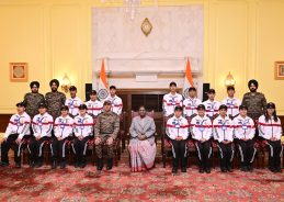 Students from Arunachal Pradesh call on President Droupadi Murmu