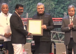 Union Minister Ashwini Vaishnaw confers 70th Ati Vishisht Rail Seva Puraskar 2025