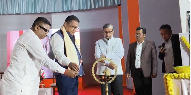 শিলচৰৰ গুৰুচৰণ বিশ্ববিদ্যালয়ত ৰবিজিৎ চৌধুৰীৰ সোঁৱৰণত এখন বক্তৃতানুষ্ঠান অনুষ্ঠিত