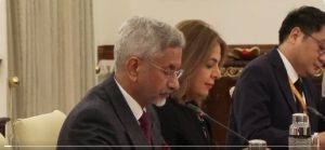 পোলেণ্ডৰ উপ প্রধানমন্ত্ৰী ৰেড’শ ছিকৰস্কিৰ সৈতে ভাৰতৰ বৈদেশিক পৰিক্ৰমা মন্ত্ৰী ড০ এছ জয়শংকৰৰ বৈঠক