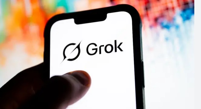 सरकार का सोशल मीडिया प्लेटफॉर्म एक्स को नोटिस, ग्रोक एआई से अश्लील सामग्री हटाने को कहा