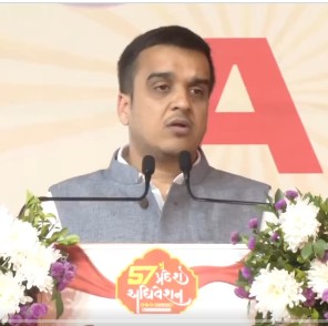 માદક પદાર્થના દૂષણને ડામવા ગુજરાત પોલીસ જંગ લડી રહી હોવાનું જણાવતાં નાયબ મુખ્યમંત્રી