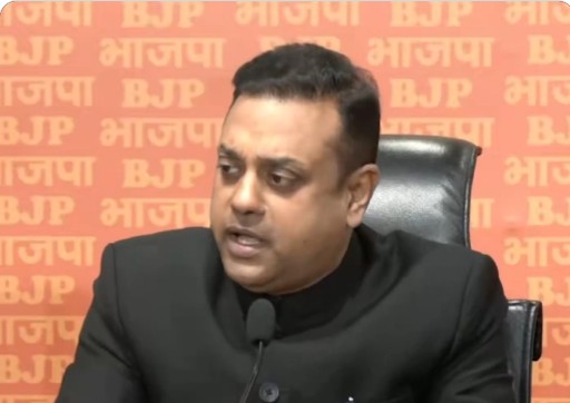 BJP نے مغربی بنگال کی وزیرِ اعلیٰ ممتا بنرجی پر مغربی بنگال میں خوش آمد کی سیاست کرنے کا الزام لگایا ہے۔