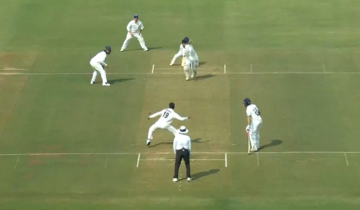 रणजी करंडकात मुंबईच्या दिवसअखेर ४ गडी गमावून ३३२ धावा