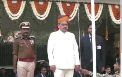 राजस्‍थान में देशभक्ति की भावना के साथ 77वां गणतंत्र दिवस मनाया गया