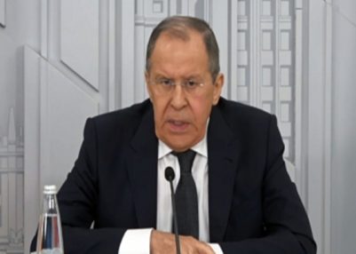 রাশিয়ার বিদেশমন্ত্রী  সার্গেই লাভরোভ বলেছেন, গ্রীনল্যান্ড প্রাকৃতিকভাবে ডেনমার্কের অংশ নয়।