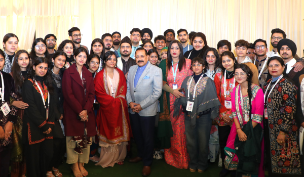 MoS Jitendra Singh interacts with Jammu and Kashmir, Ladakh youth in New Delhi