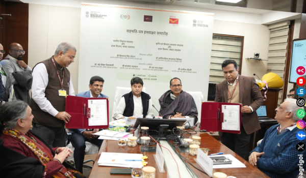 Ministry of Communications signs two MoUs with Ministry of Agriculture & Farmers Welfare and Ministry of Rural Development