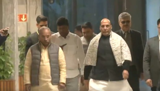 नई दिल्ली: रक्षा मंत्री राजनाथ सिंह ने की सर्वदलीय बैठक अध्यक्षता