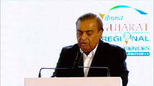 વાઇબ્રન્ટ ગુજરાત રિજીઓનલ કોન્ફરન્સમાં રિલાયન્સ જૂથે પાંચ વર્ષમાં સાત લાખ કરોડ અને અદાણી જૂથે દોઢ લાખ કરોડ રૂપિયાના રોકાણની જાહેરાત કરી