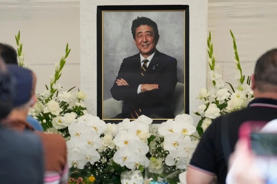 جاپان کی ایک عدالت نے سابق وزیراعظم Shinzo Abe کے 2022 میں ہوئے قتل کیلئے Tetsuya Yamagami کو عمرقید کی سزا سنائی ہے۔
