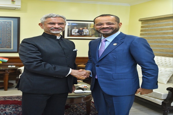 EAM S Jaishankar meets Oman Foreign Minister Badr Albusaidi, Discusses Trade & Regional Issues