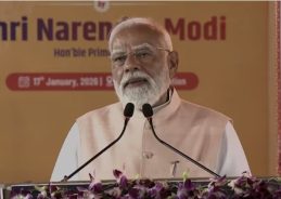 وزیراعظم نریندر مودی نے ترنمول کانگریسTMC  حکومت پر شدید نکتہ چینی کی ہے اور اِسے سنگدل قرار دیا ہے اور اس حکومت سے اقتدار سے فوری طور پر بے دخل ہوجانے کی اپیل کی ہے۔