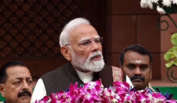 देश लंबित समस्याओं से आगे बढ़कर दीर्घकालिक समाधानों के लिए आगे बढ़ रहा है: प्रधानमंत्री नरेंद्र मोदी